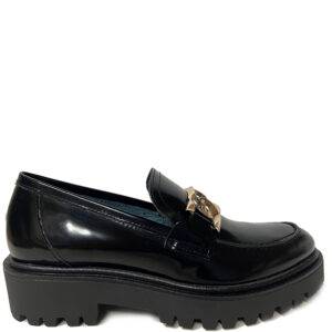 Mocasín de la marca Bryan Stepwise modelo 4322 en color negro.